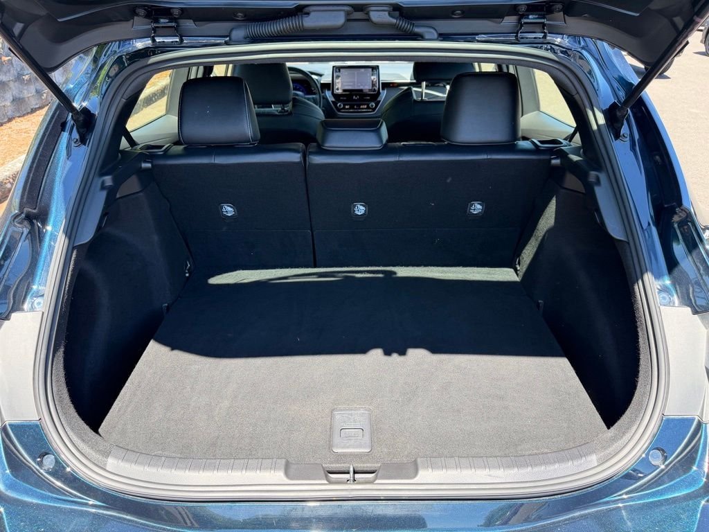 Used 2022 Galactic Aqua Mica Toyota XSE image 10