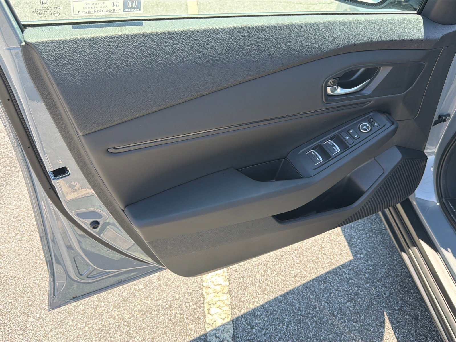 New 2026 Urban Gray Pearl Honda SE image 10