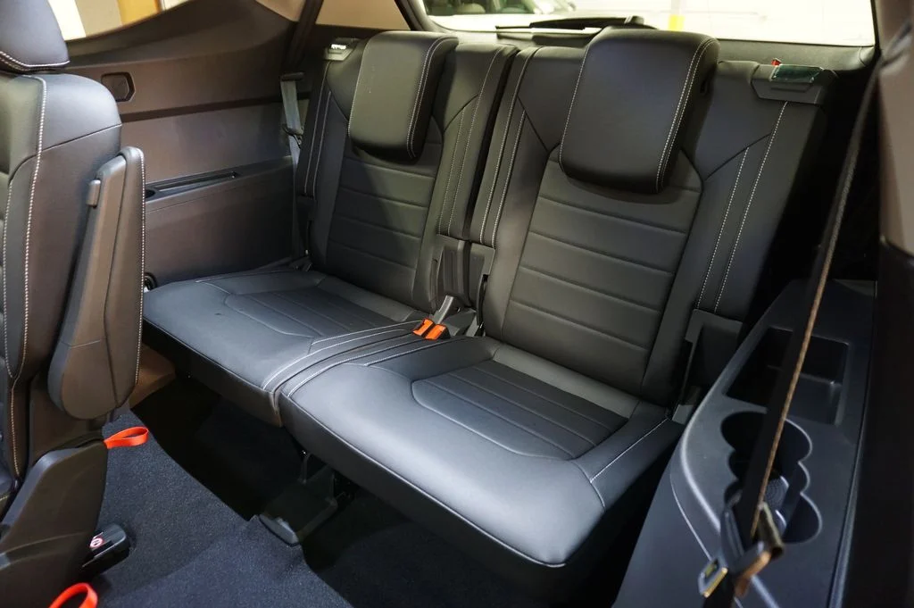 New 2026 Pure Gray Volkswagen SEL image 12