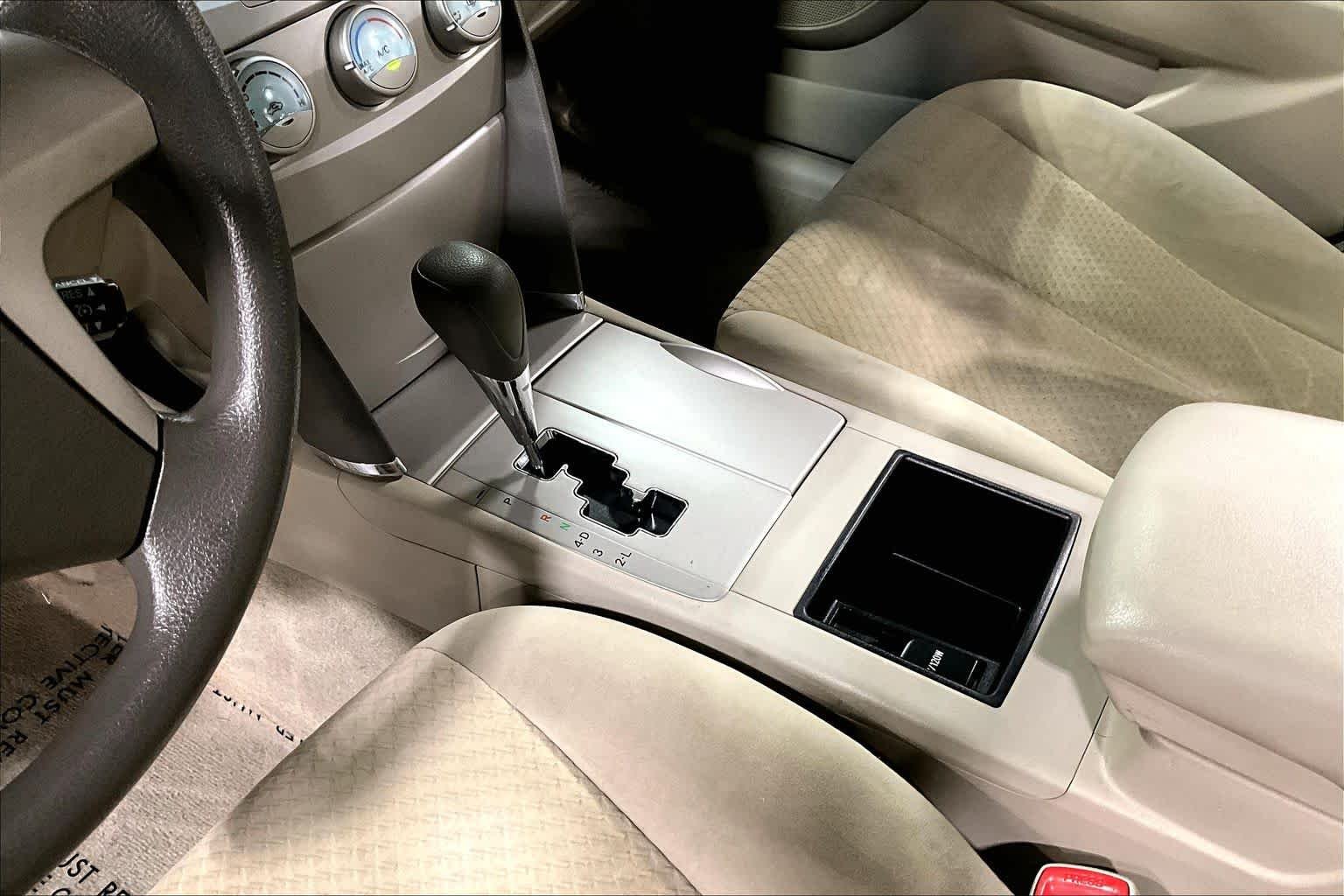 Used 2008 Blue Ribbon Metallic Toyota LE image 16