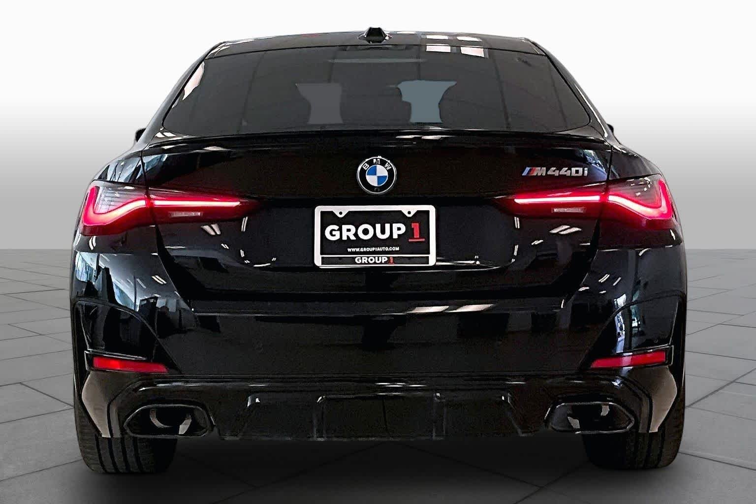 Used 2024 Black Sapphire Metallic BMW M440i image 4