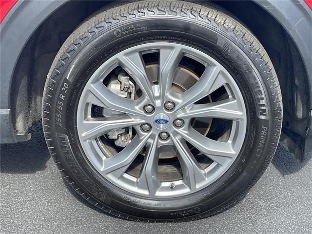 Used 2024 Rapid Red Metallic Tinted Clearcoat Ford XLT image 44
