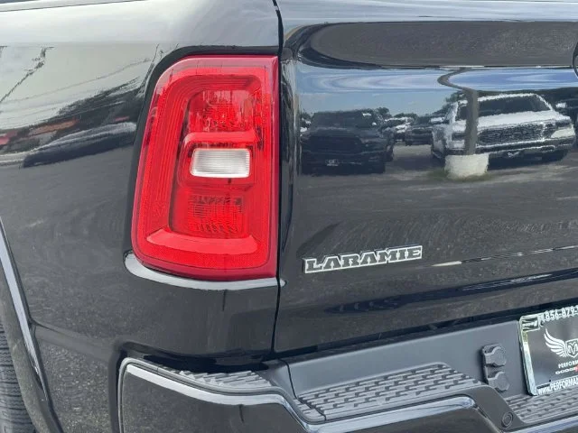 New 2027 Diamond Black Crystal Pearl-Coat Exterior Paint RAM Laramie image 8