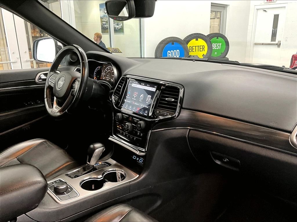 Used 2022 Bright White Clearcoat Jeep Limited image 14