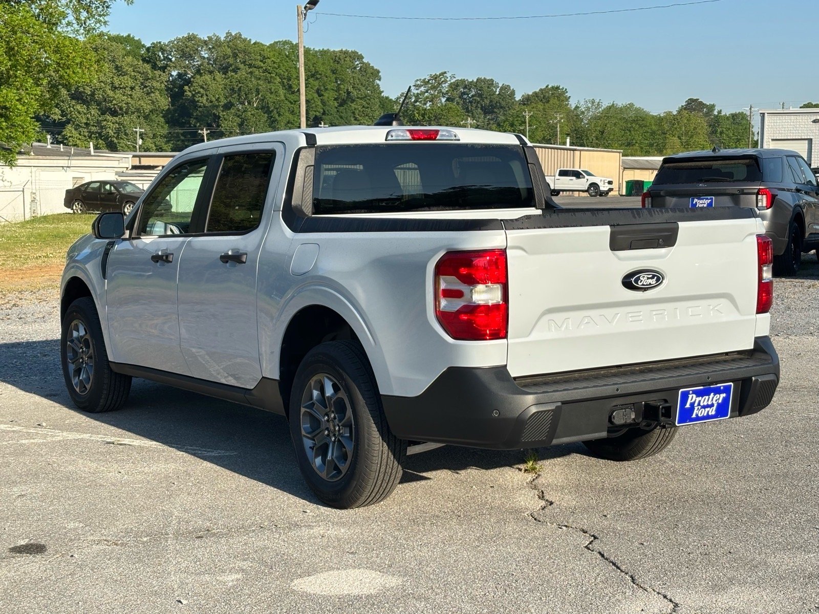 New 2026 Space White Metallic Ford XLT image 3
