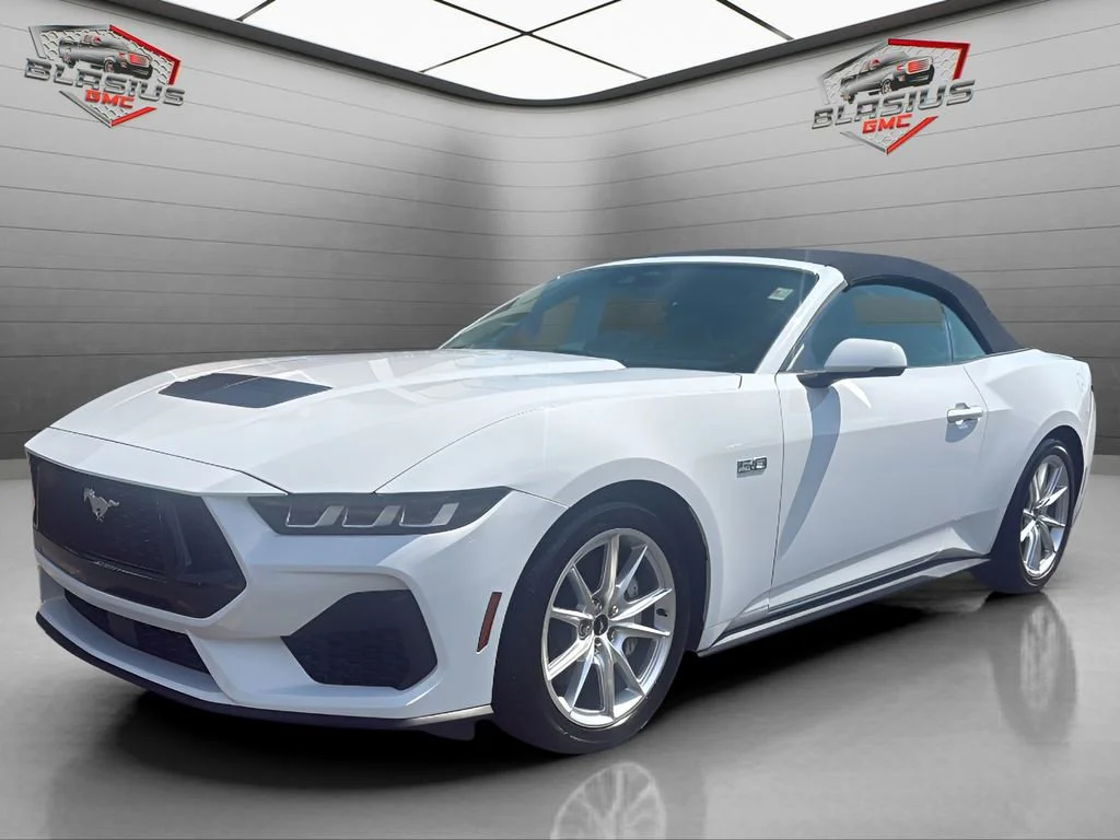 2024 Ford Mustang GT Premium Convertible's photo