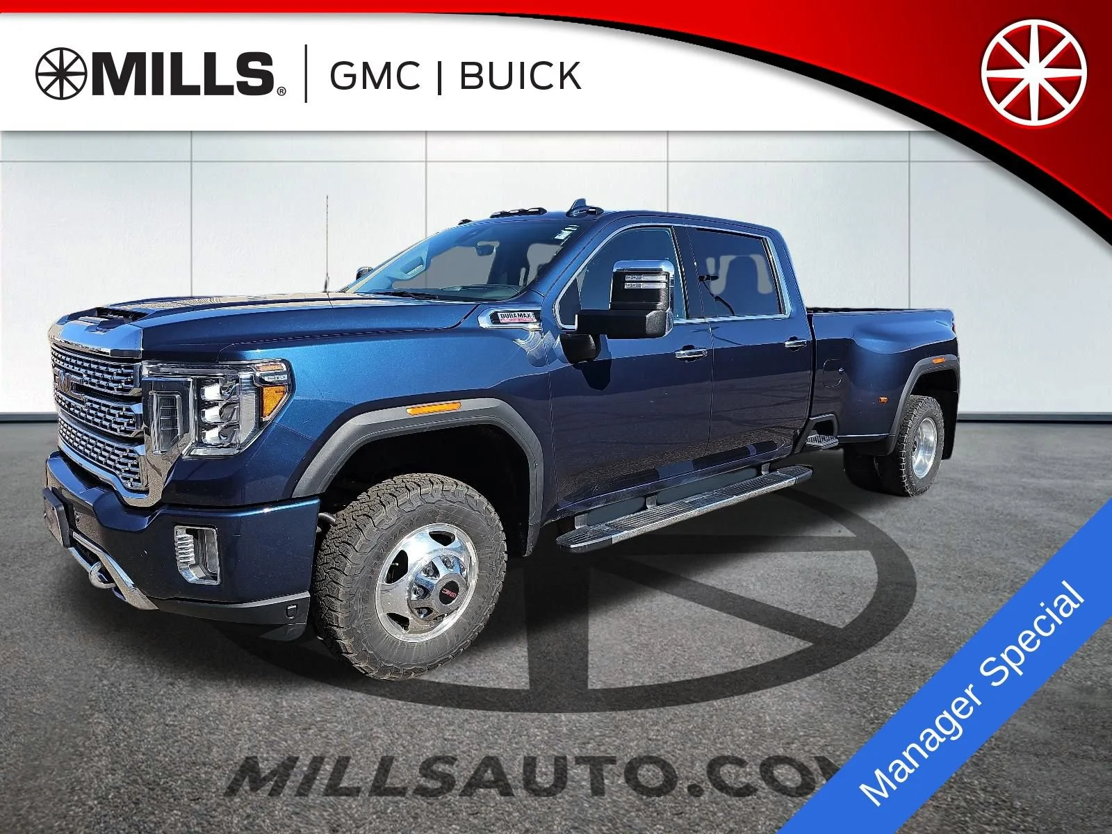 2020 GMC Sierra 4WD Crew Cab Long Box DRW Denali's photo