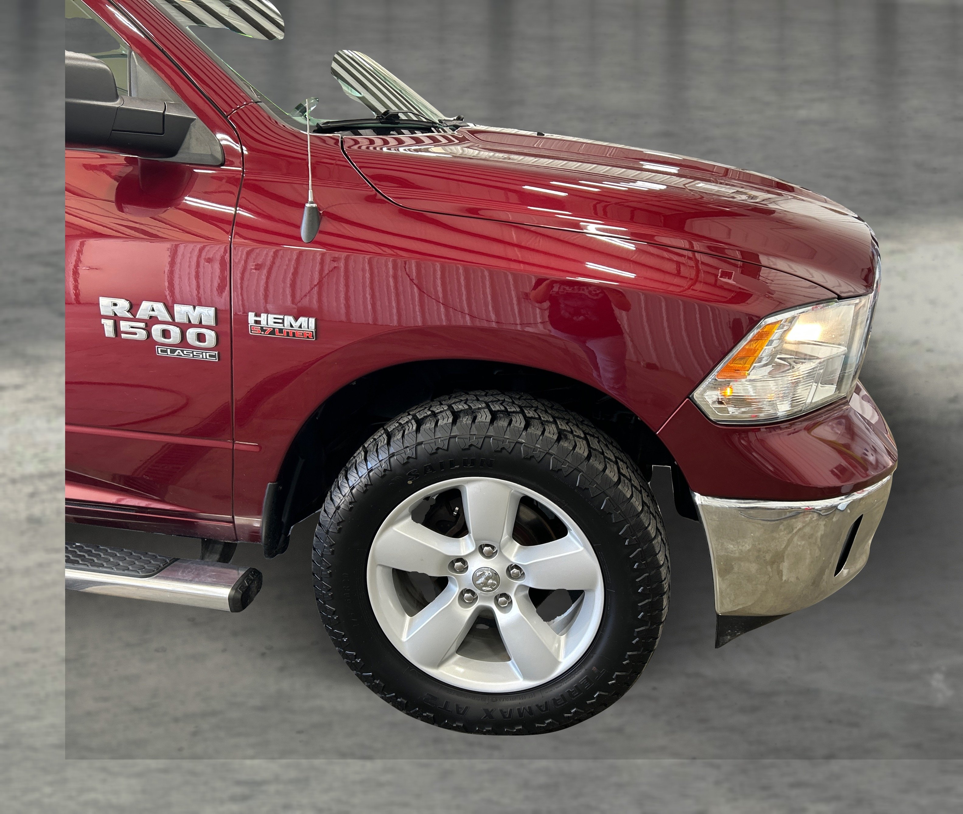 Used 2019 Red Ram SLT image 23