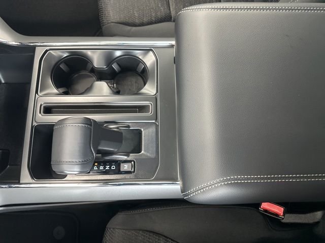 New 2026 Oxford White Ford XLT image 41