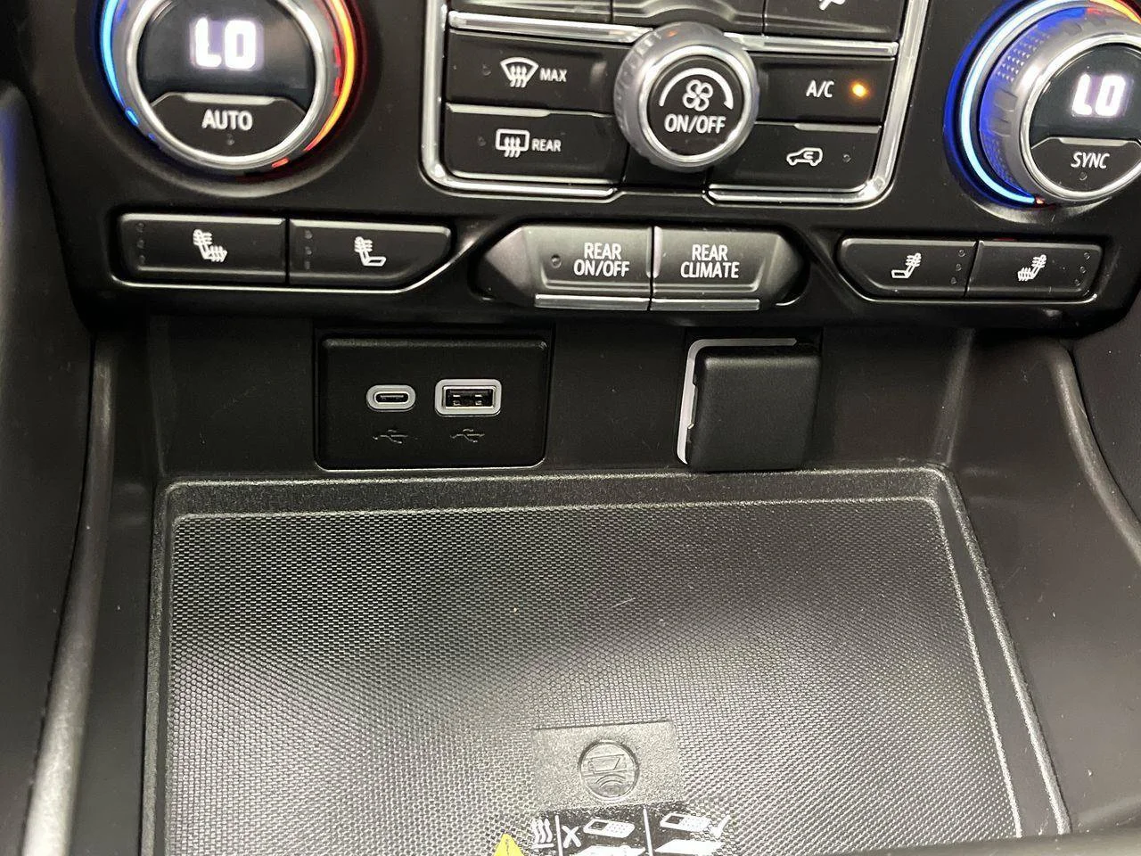 2023 Chevrolet Tahoe RST - Photo 27