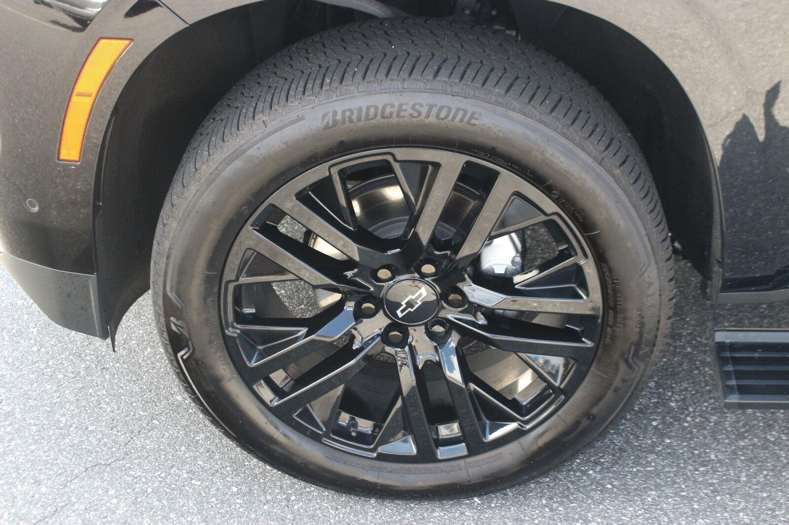 Used 2025 Black Chevrolet Premier image 46
