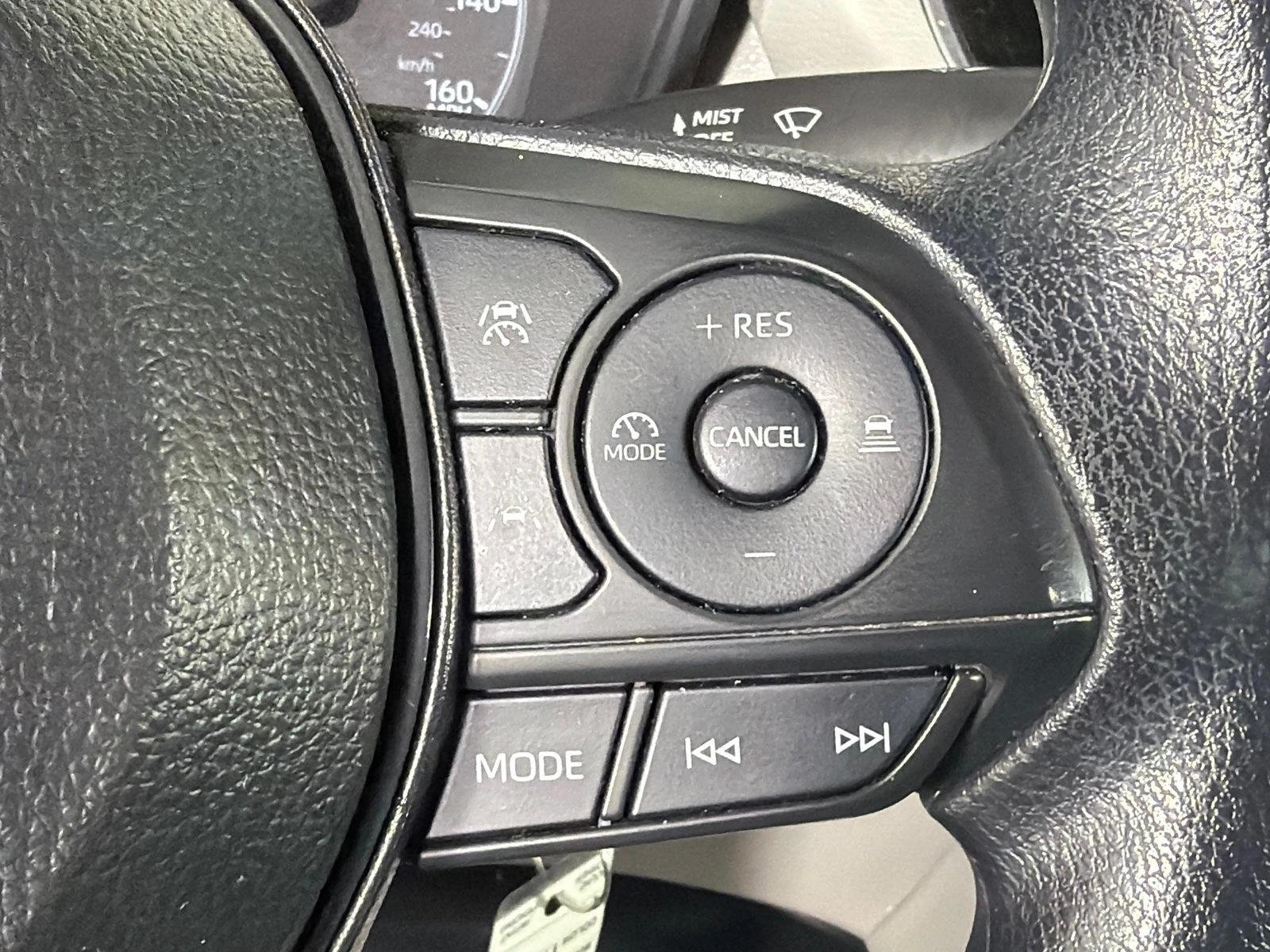Certified Used 2025 Wind Chill Pearl Toyota L image 25