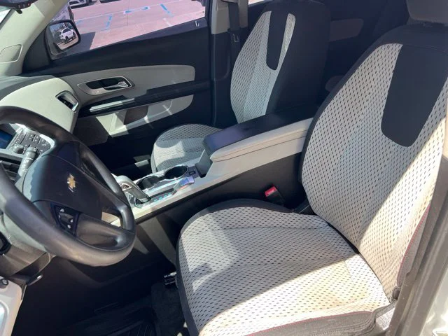 Used 2010 Silver Chevrolet LS image 11