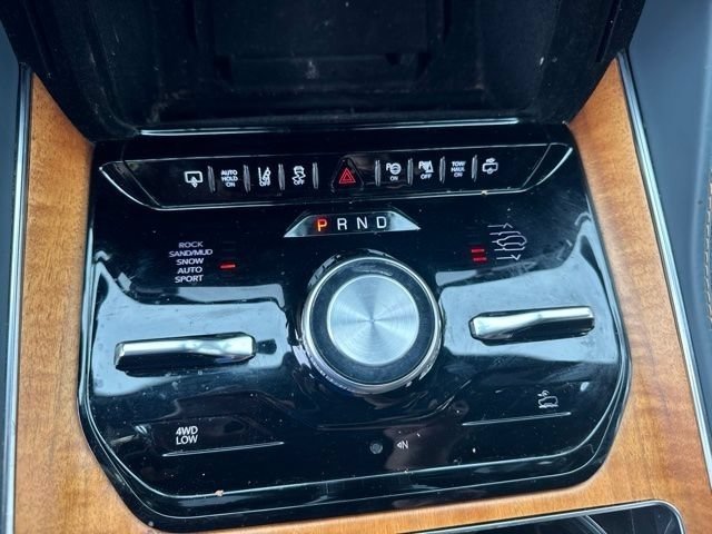 Used 2022 Bright White Clearcoat Jeep Series III image 19