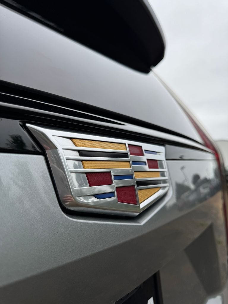 Used 2023 Argent Silver Metallic Cadillac V-Series image 57