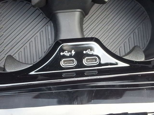 Certified Used 2026 Oxide Grey Met BMW 530i xDrive image 18