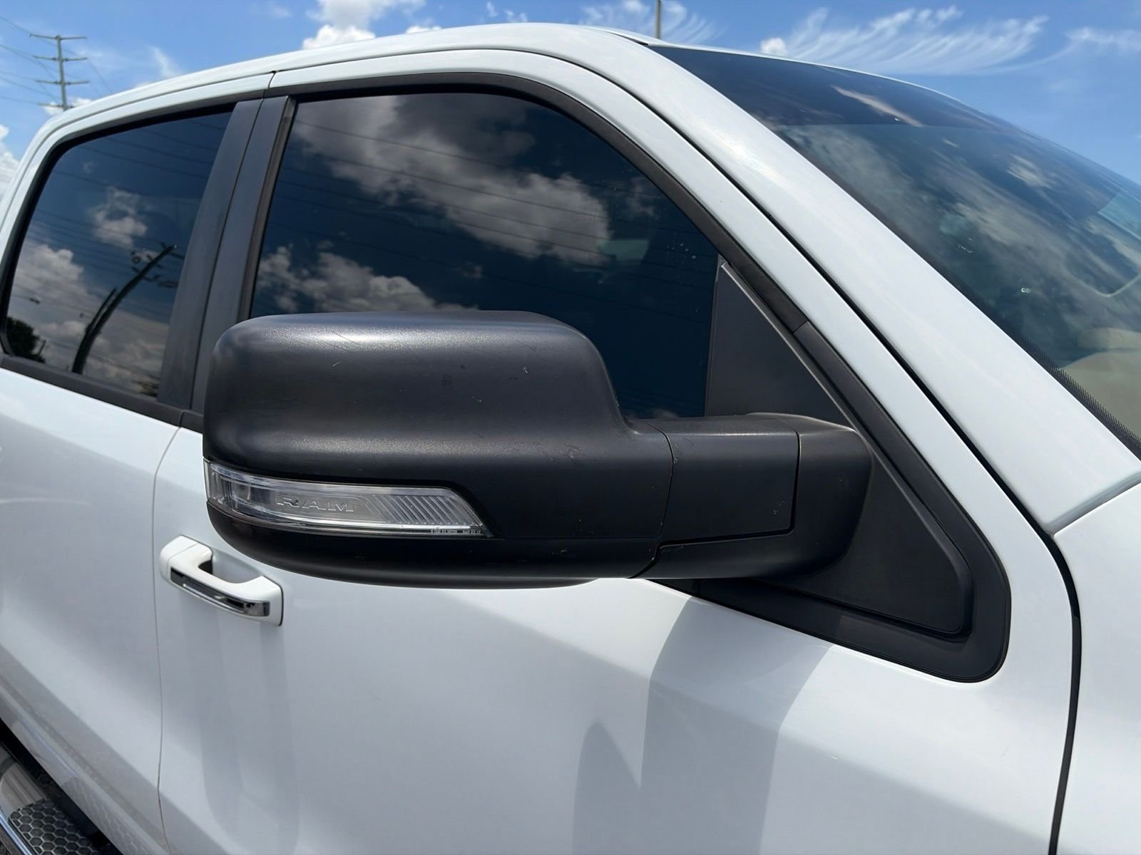 Used 2022 White Ram Big Horn/Lone Star image 16