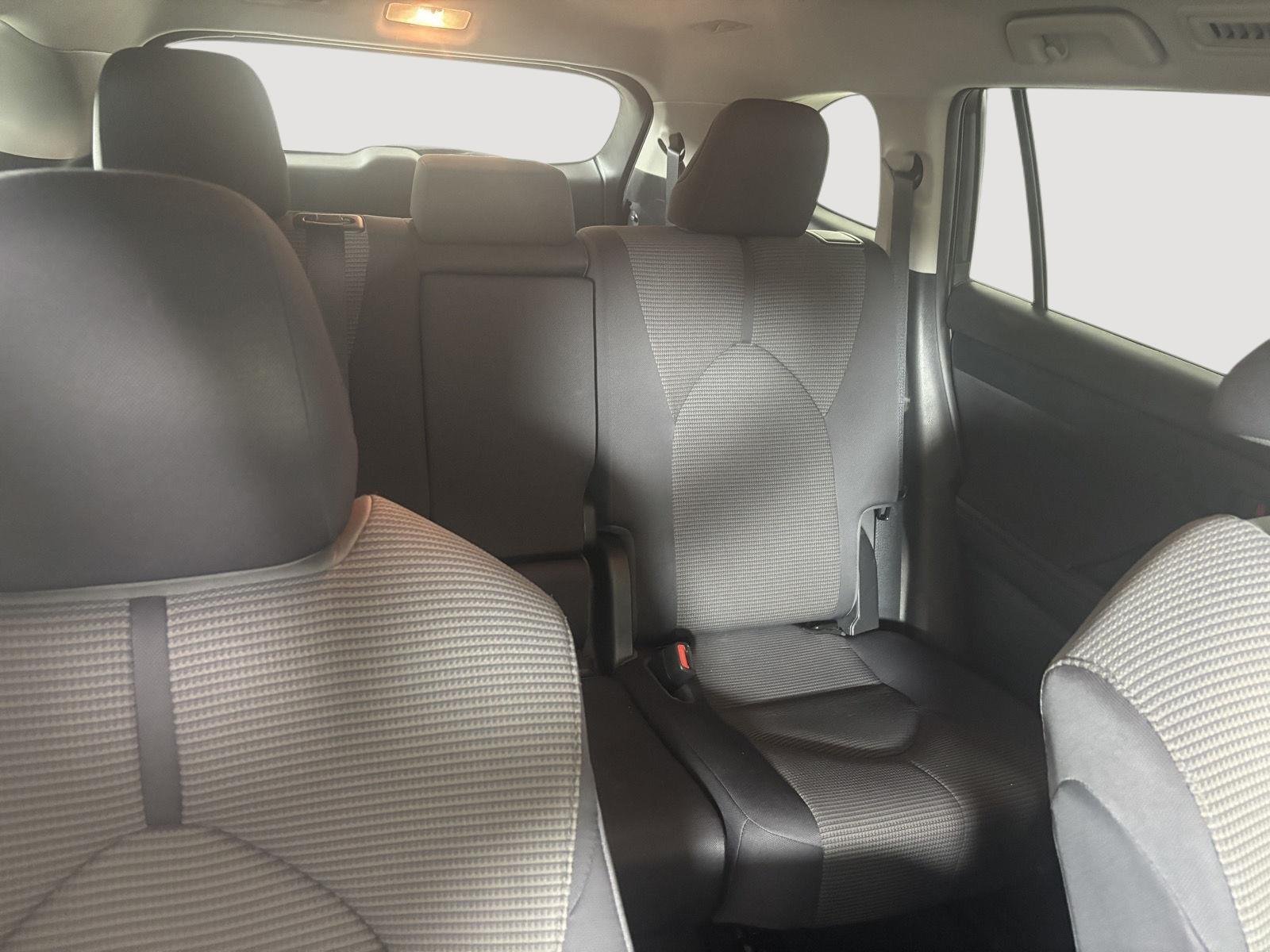 Used 2020 Magnetic Gray Metallic Toyota LE image 4