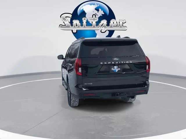 New 2026 Dark Matter Gray Metallic Ford Active image 8