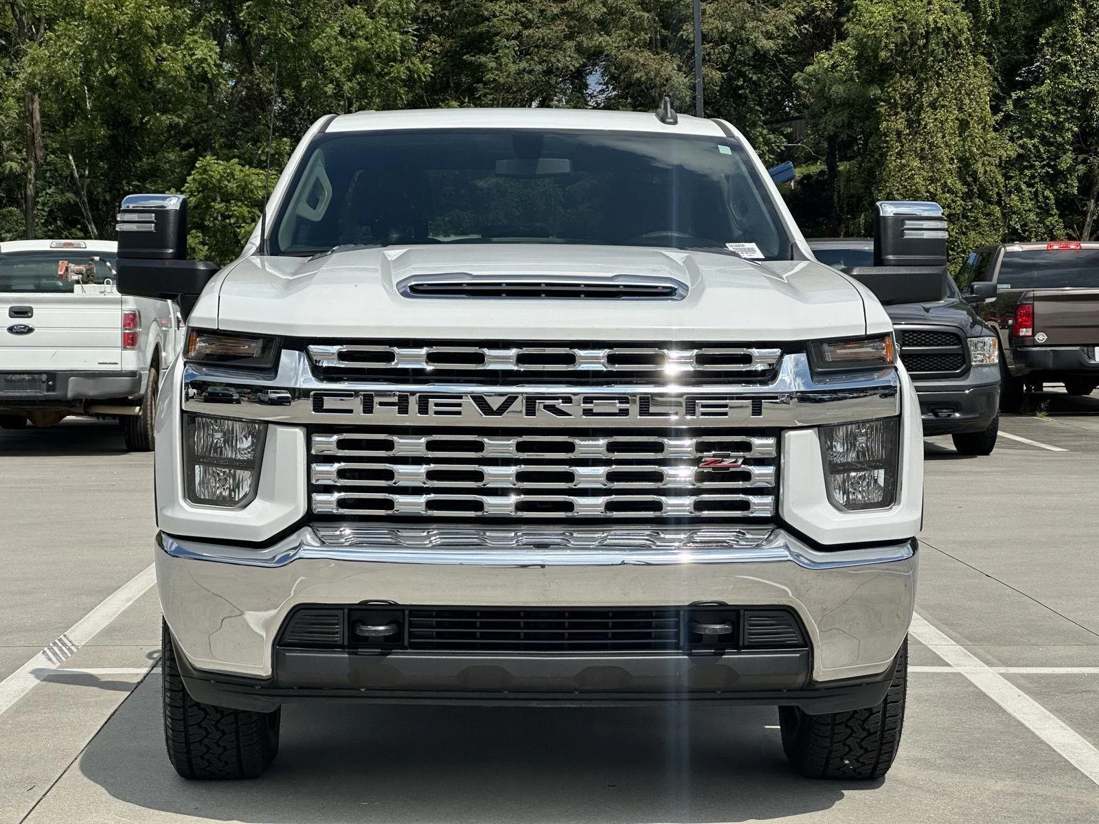 Used 2021 Summit White Chevrolet LT image 2