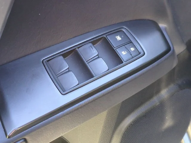 Used 2023 Silver Lexus 460 image 13