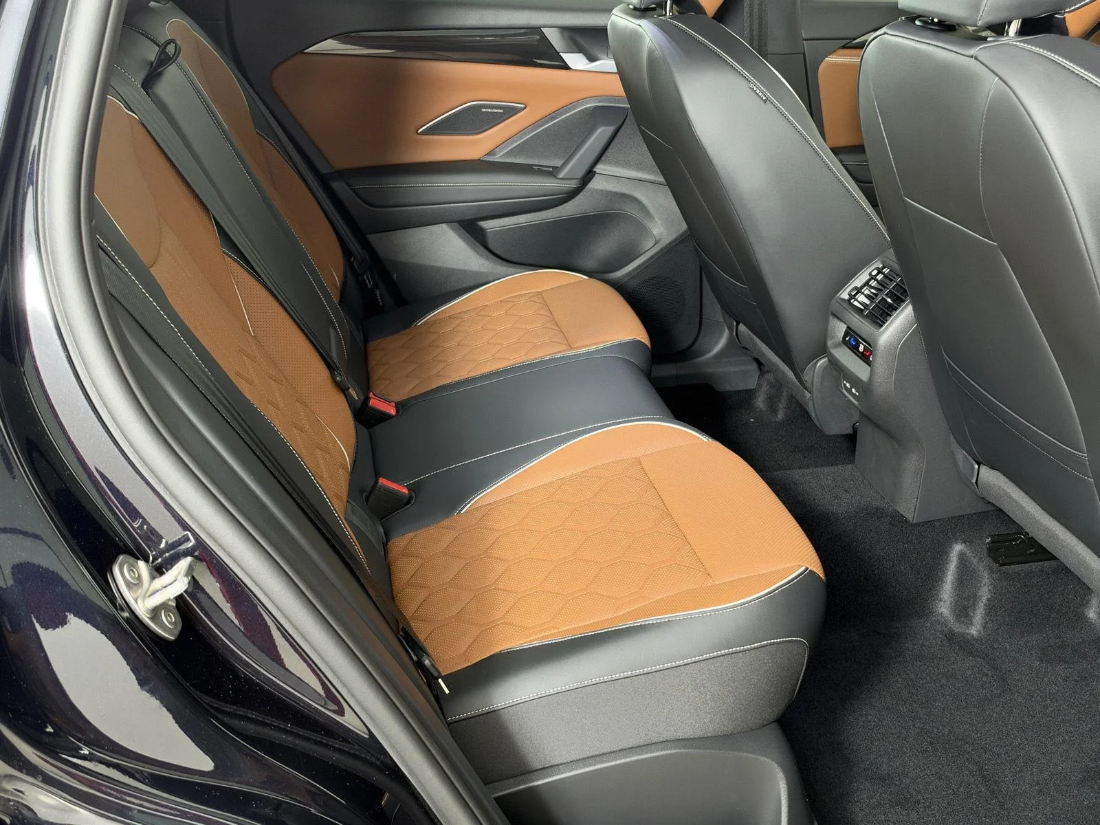 New 2026 BLACK VOLKSWAGEN  image 18