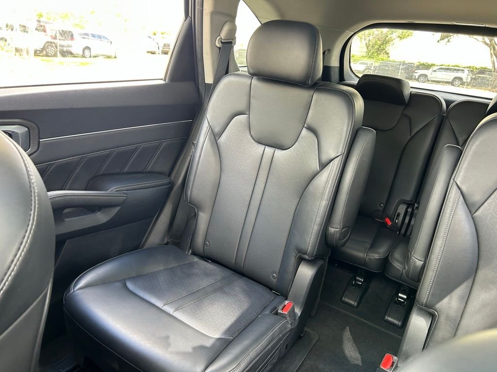 2023 Kia Sorento SX - Photo 13