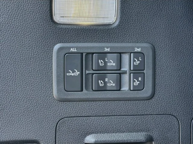 Used 2024 Manganese Luster Lexus LX 600 Luxury image 13