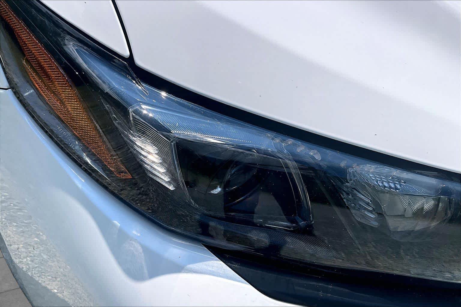 Used 2024 Ice Cap Toyota SE image 28