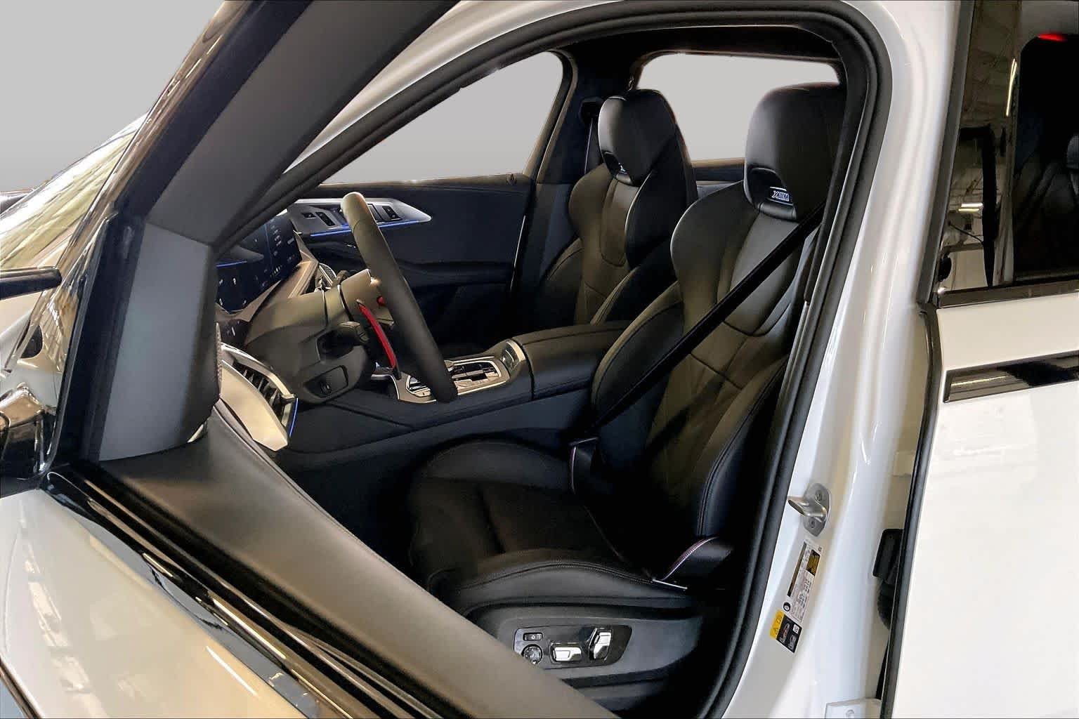 New 2026 Mineral White Metallic BMW Label image 9