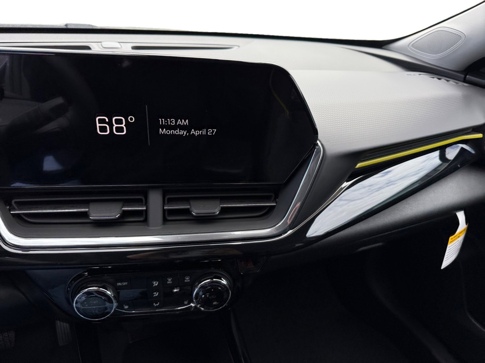 2026 Chevrolet Trax Activ - Photo 12