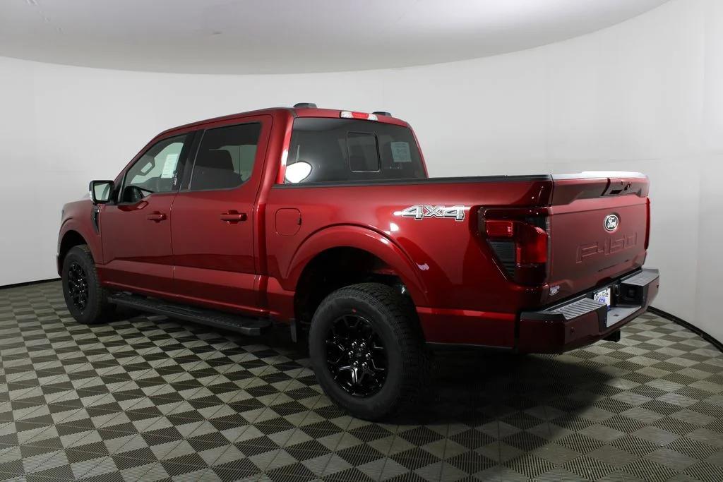 New 2026 Ruby Red Metallic Tinted Clearcoat Ford XLT image 4