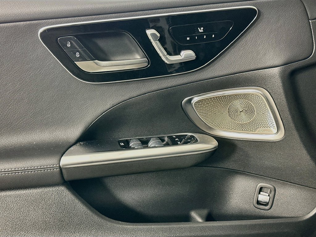 New 2026 Graphite Grey Metallic Mercedes-Benz C 300 image 49