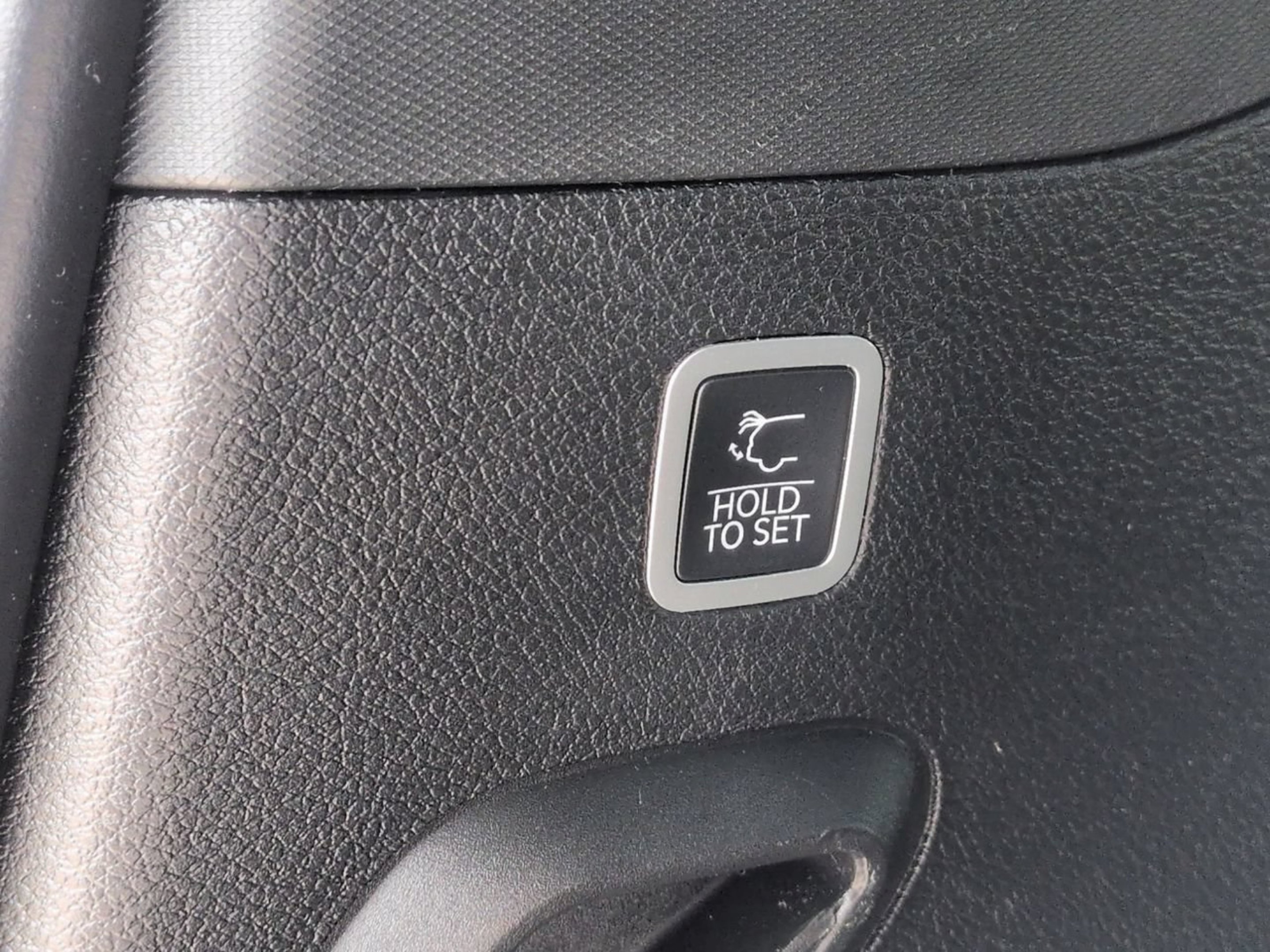 Used 2022 Bright White Clearcoat Jeep Series III image 11