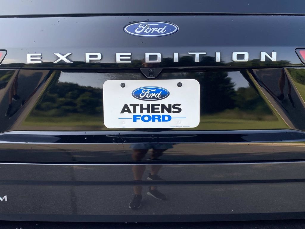 Certified Used 2025 Dark Matter Gray Metallic Ford Platinum image 6