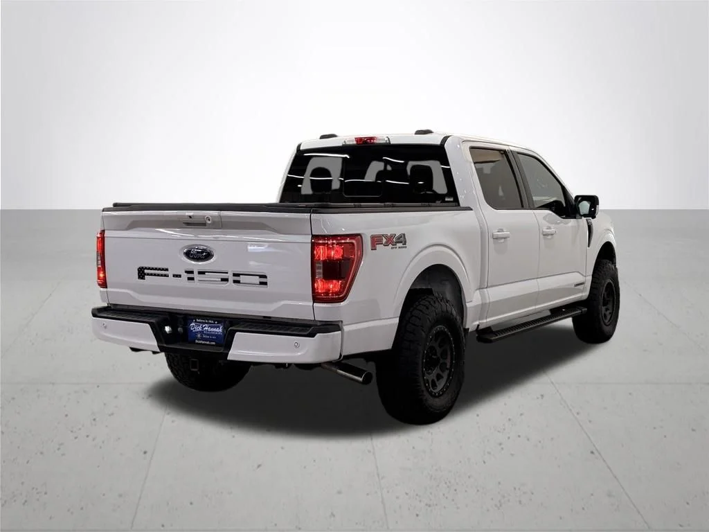 Used 2021 White Ford XLT image 11