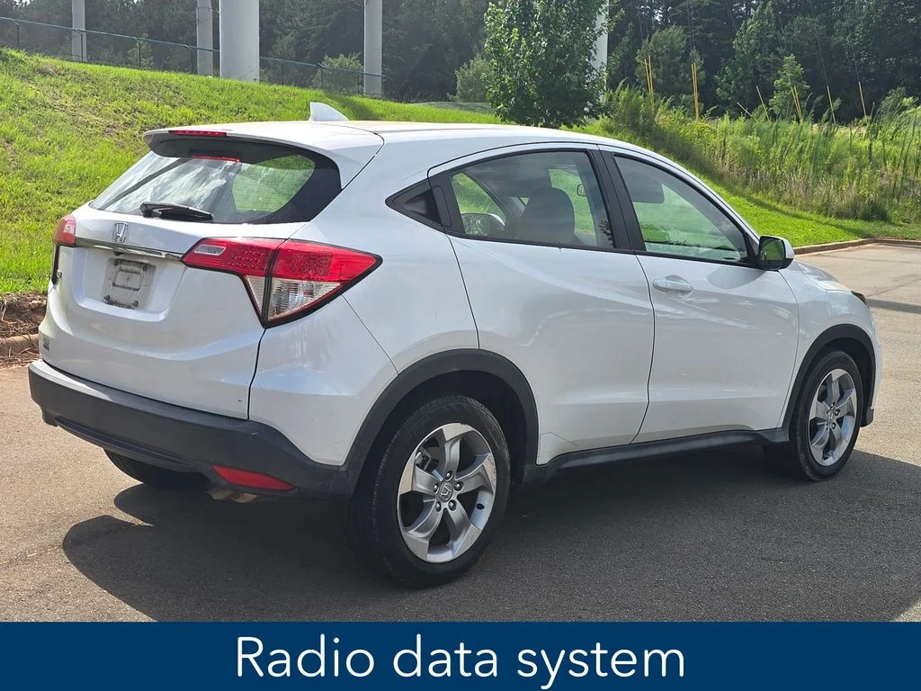 Certified Used 2019  Honda LX image 3