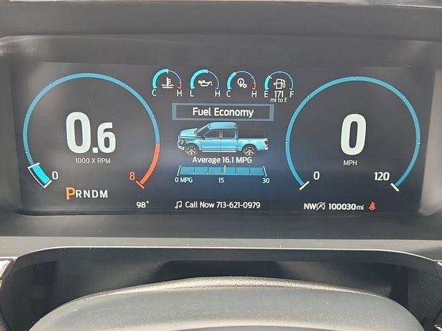 Used 2021  Ford XL image 12