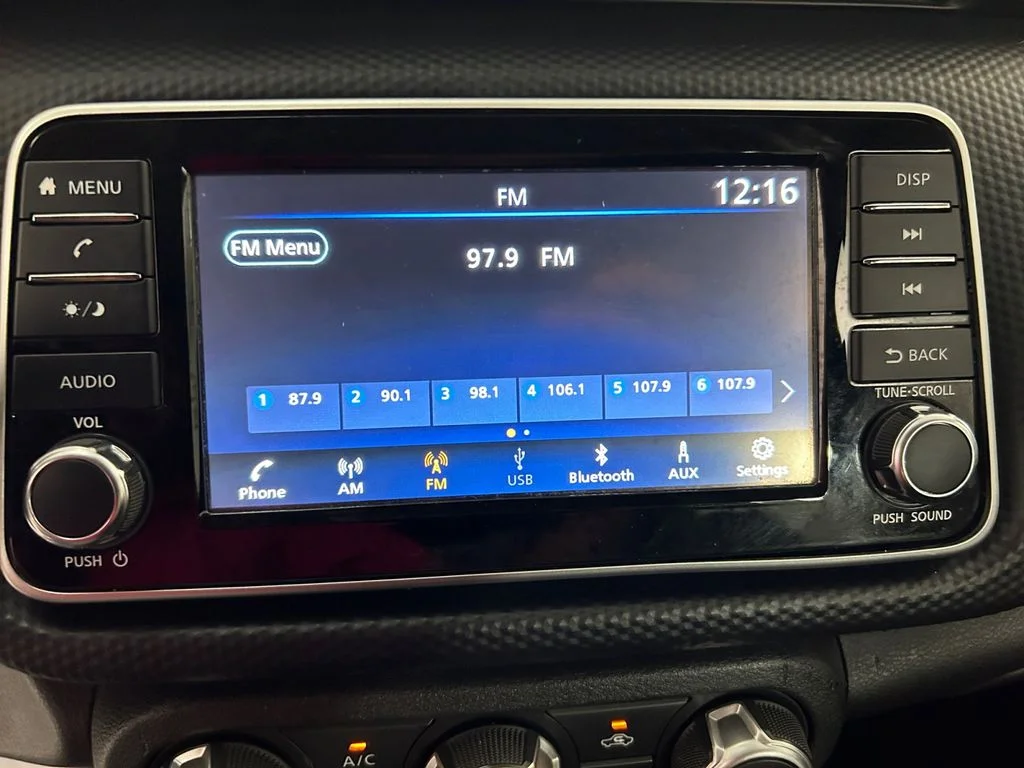 Used 2024 Blue Nissan S image 11