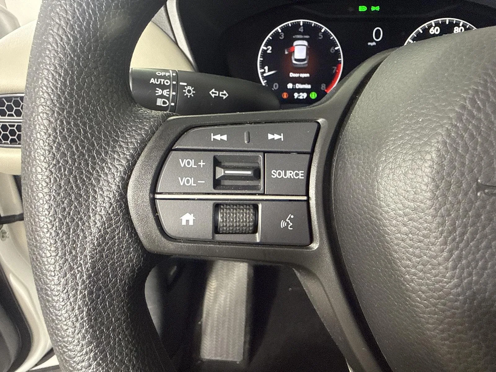 Used 2025 Platinum White Pearl Honda LX image 14