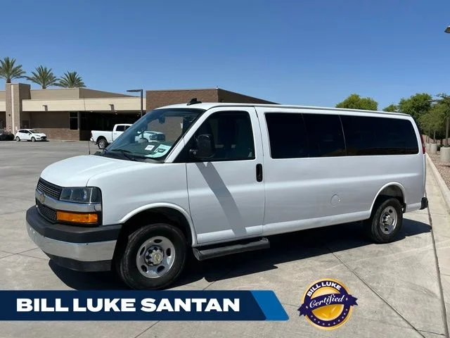 2025 Chevrolet Express's photo