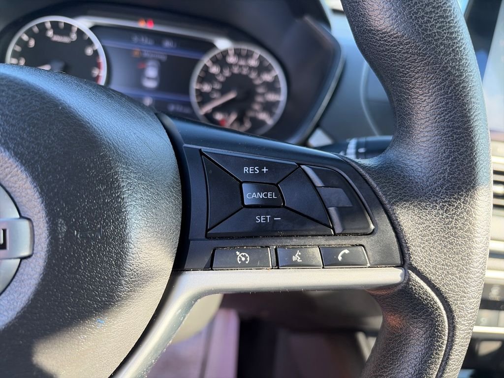 Used 2021 Gun Metallic Nissan 2.5 SV image 33