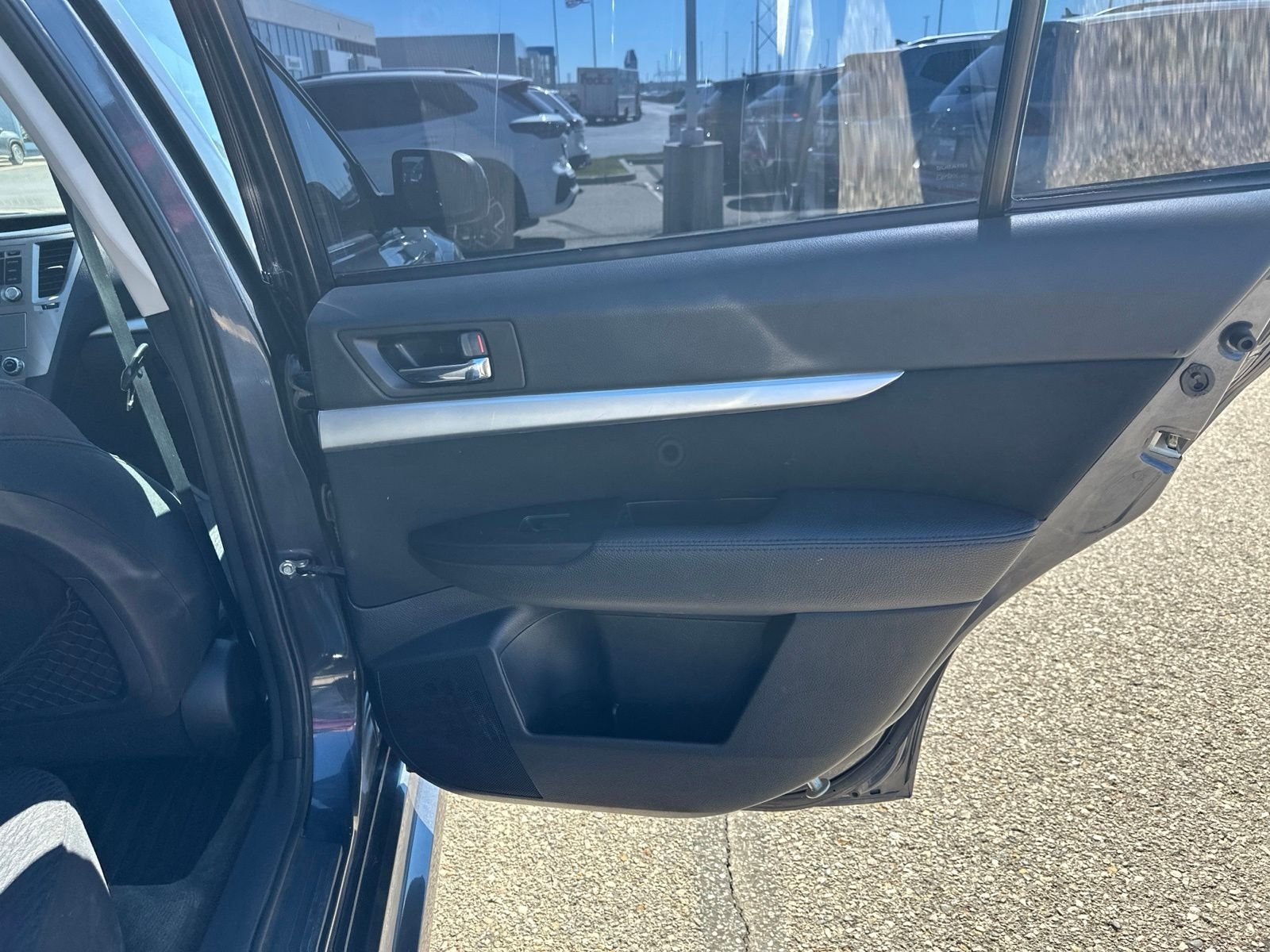 Used 2012 Gray Subaru 2.5i image 27