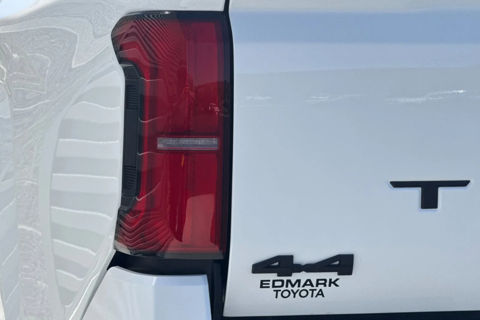 2026 Toyota Tacoma SR5 - Photo 6