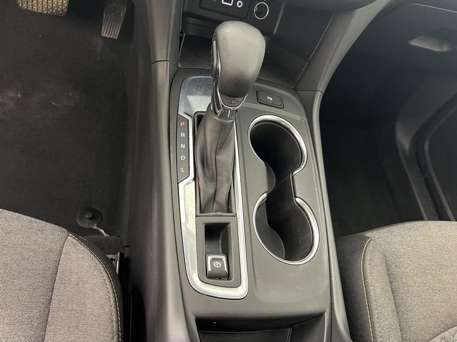Used 2024 Sterling Gray Metallic Chevrolet LT image 18