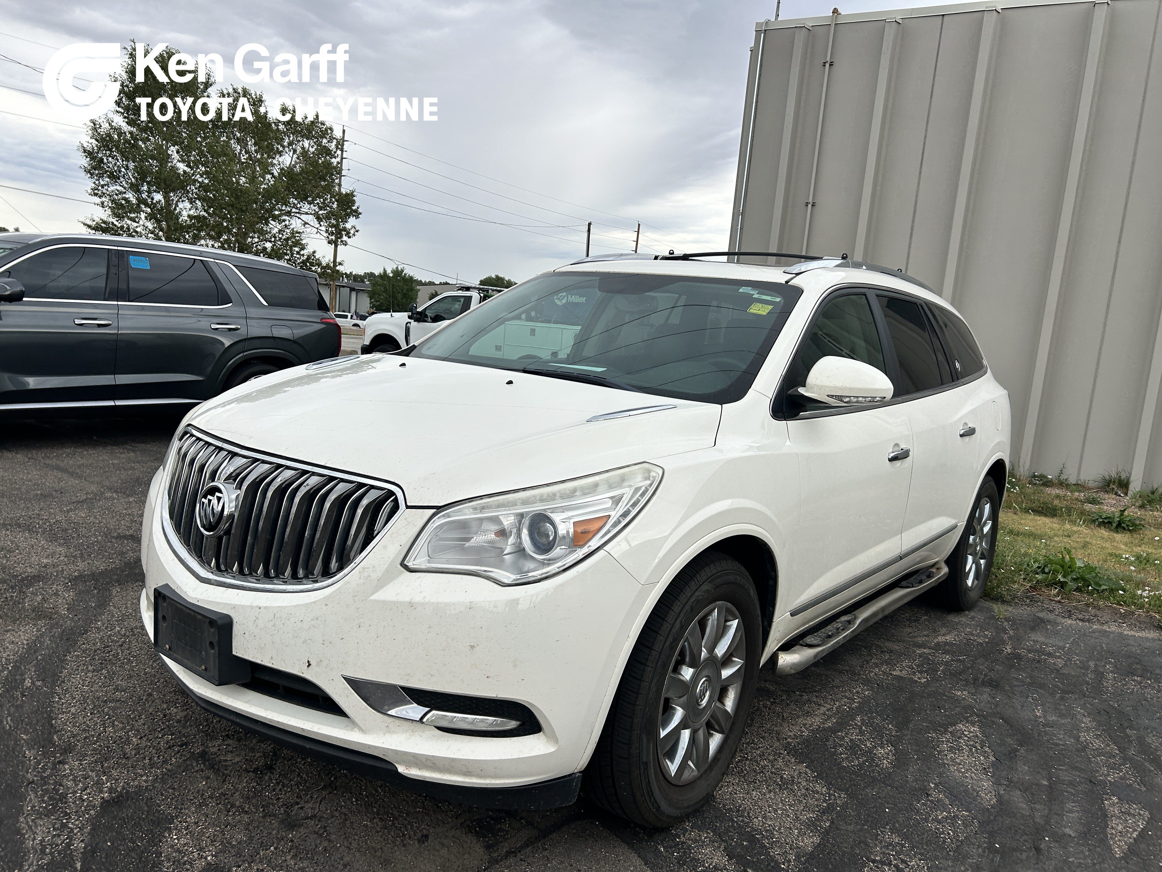 Used 2014 White Opal Buick Leather image 1