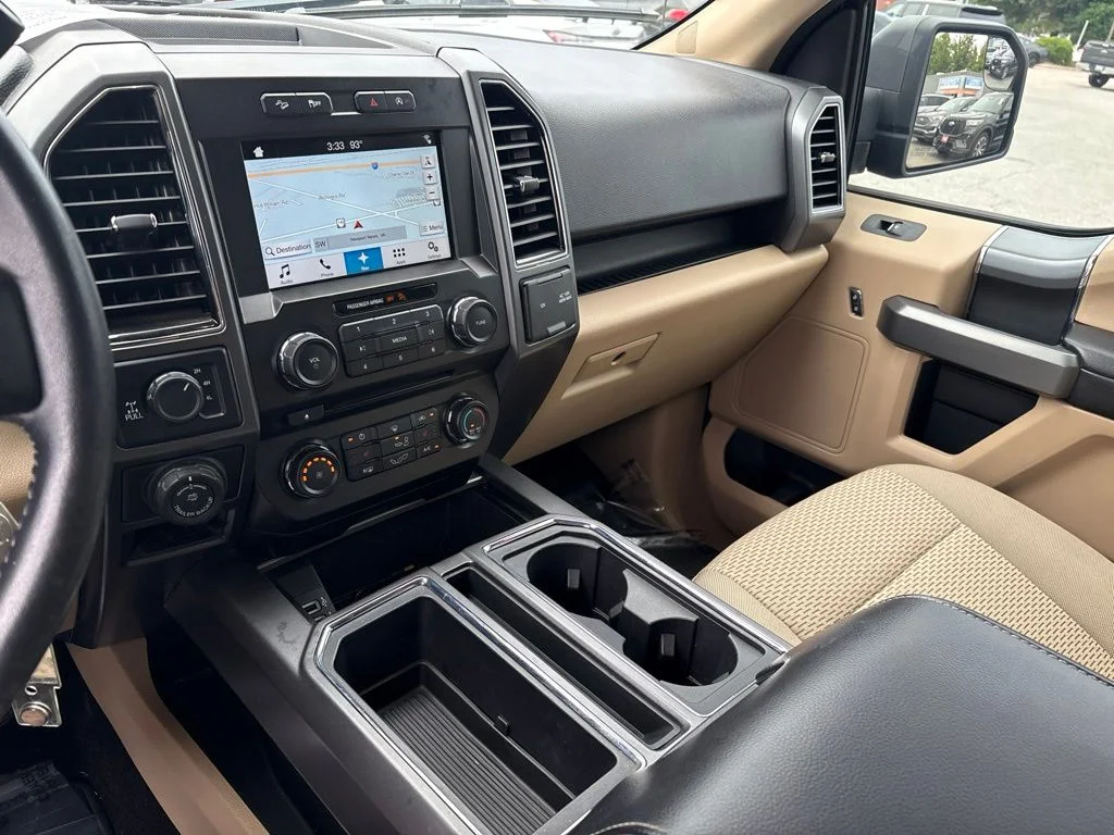 Used 2018 Red Ford XLT image 21