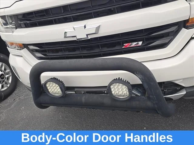 Used 2018 White Chevrolet LT image 27