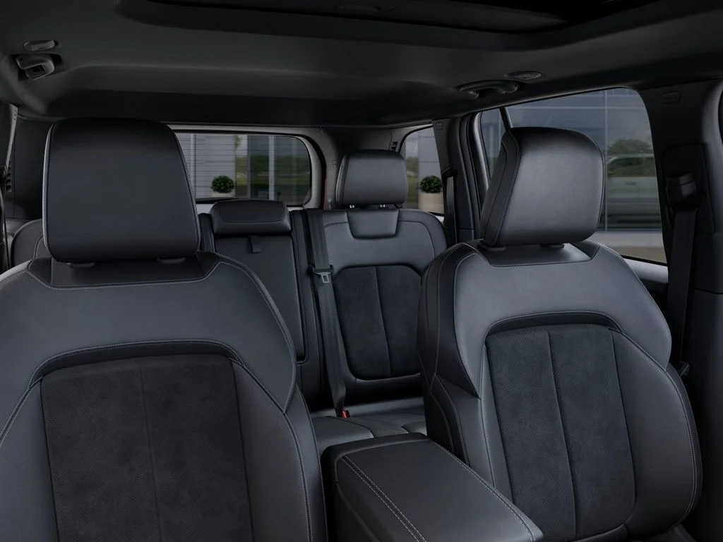 New 2026 Velvet Red Pearl-Coat Exterior Paint Jeep Altitude image 26