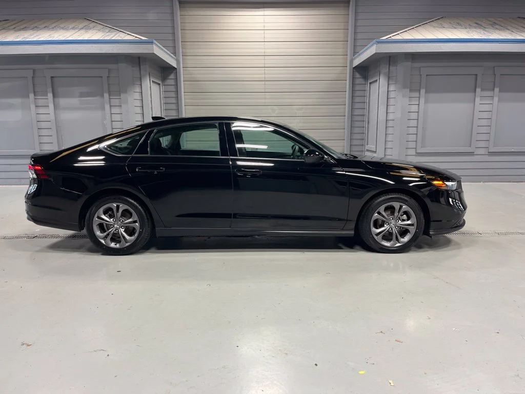 2024 Honda Accord EX - Photo 8